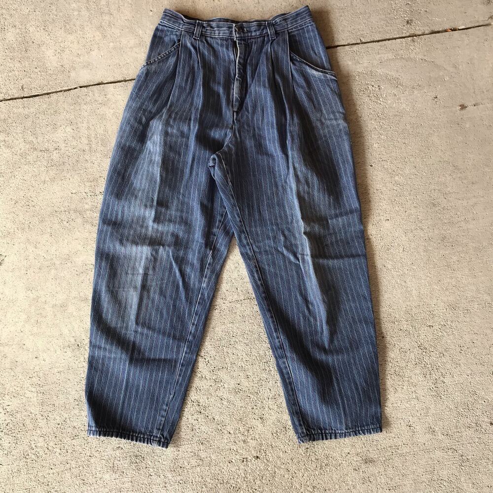 80s 90’s Levi’s Orange Tab Mid Lenght Denim Shorts Waist 31”